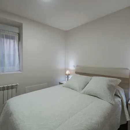 Apartamento Turísticos El Pontón