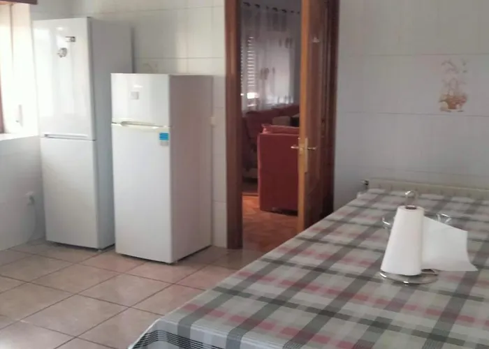 Turisticos El Ponton 아르누에로